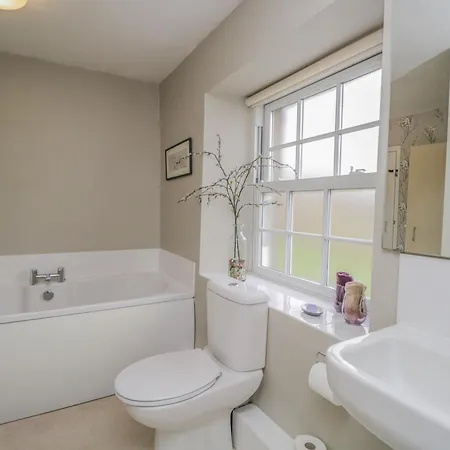Holiday home Hawthorn Ulverston